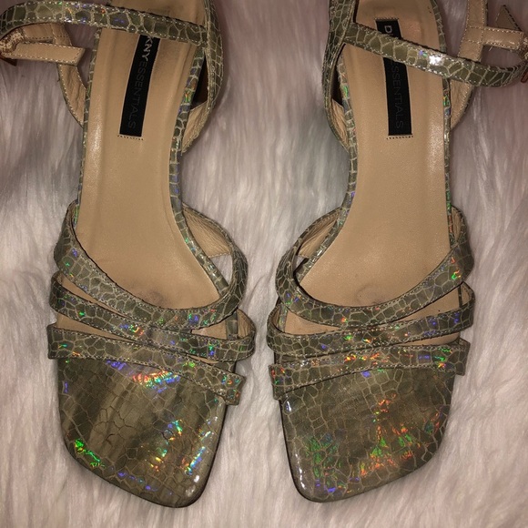 Dkny Shoes - Dkny iridescent square toe heels